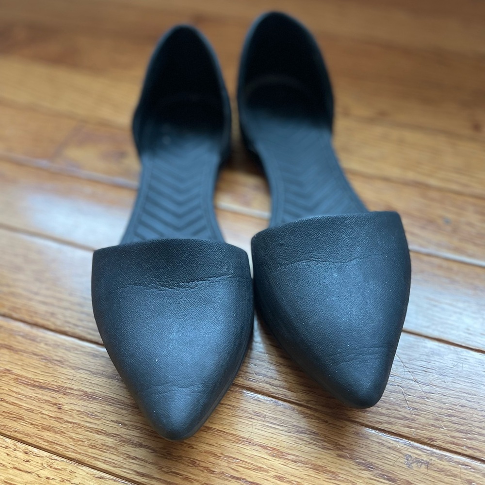 Black Women's Flats